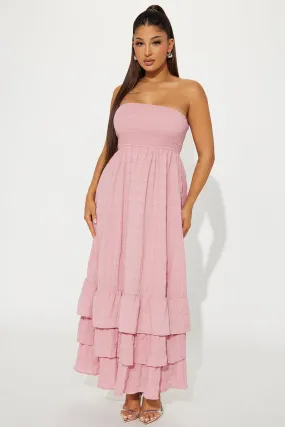 Alice Textured Maxi Dress - Pink
