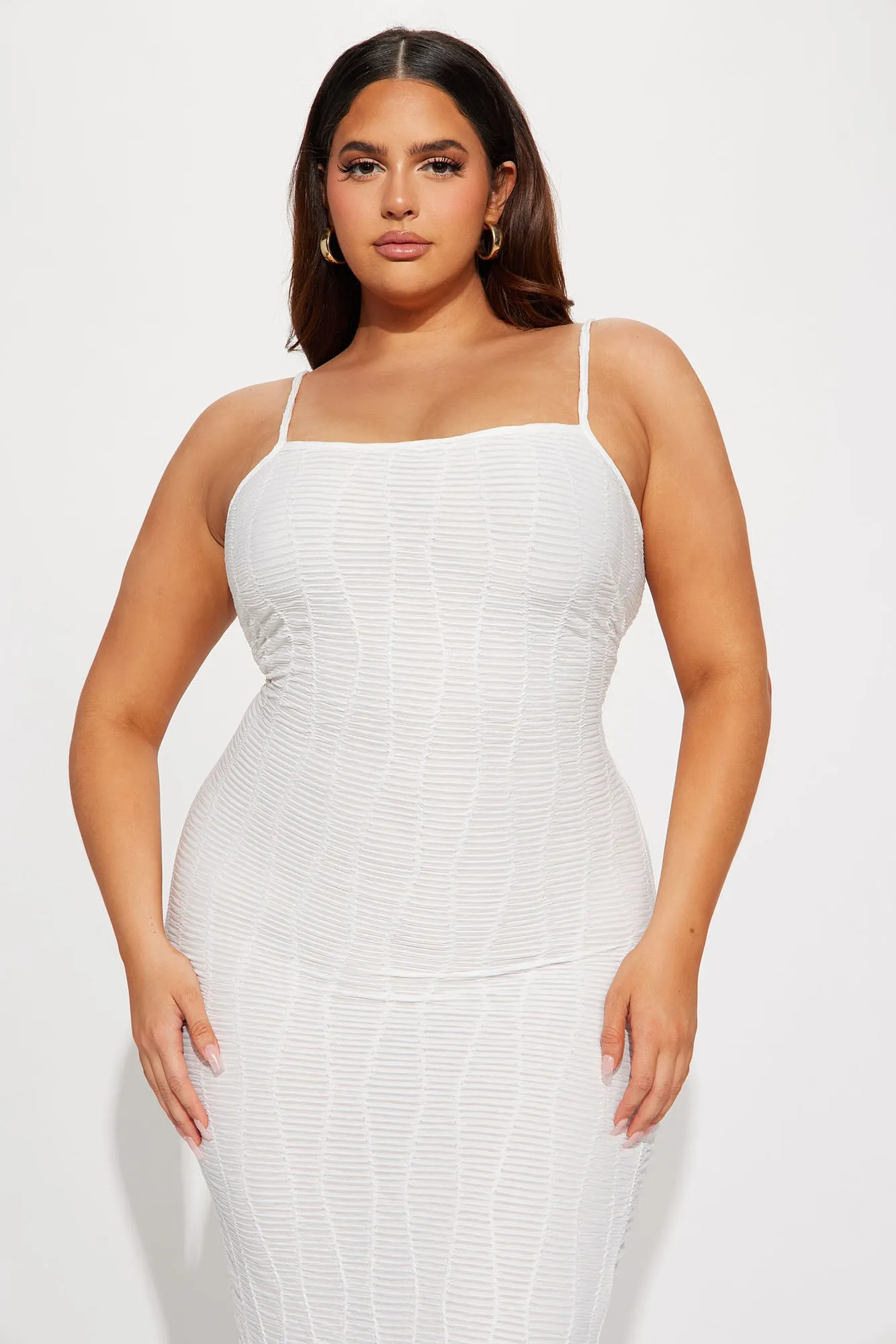 Ari Textured Maxi Dress - White