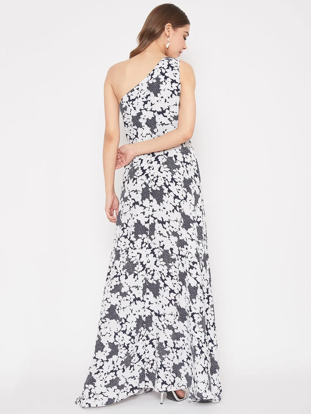 Berrylush Women Black & White Floral Printed One-Shoulder Flared Maxi Dress