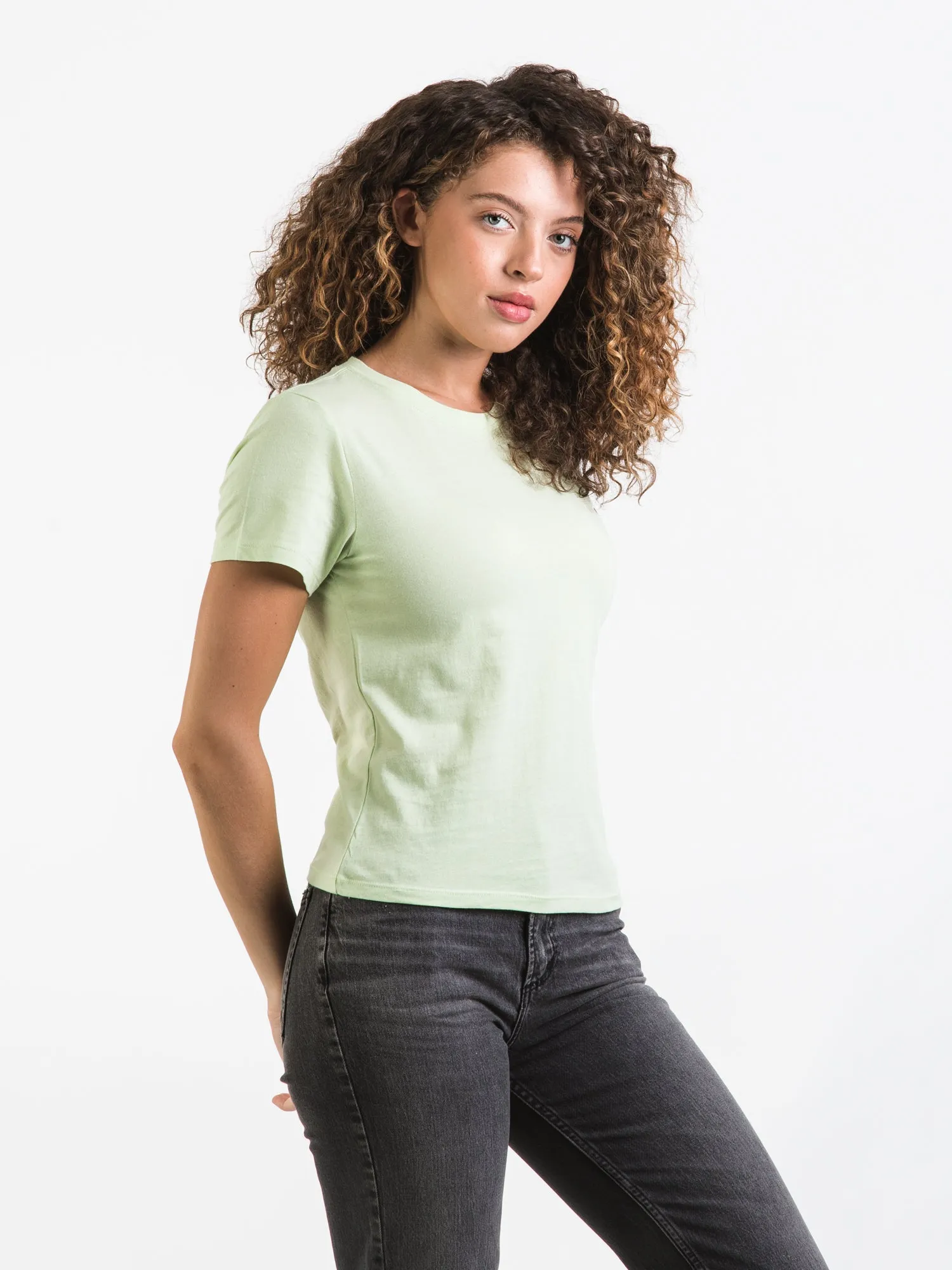 CHAMPION CORE LIGHTWEIGHT T-SHIRT - CLEARANCE