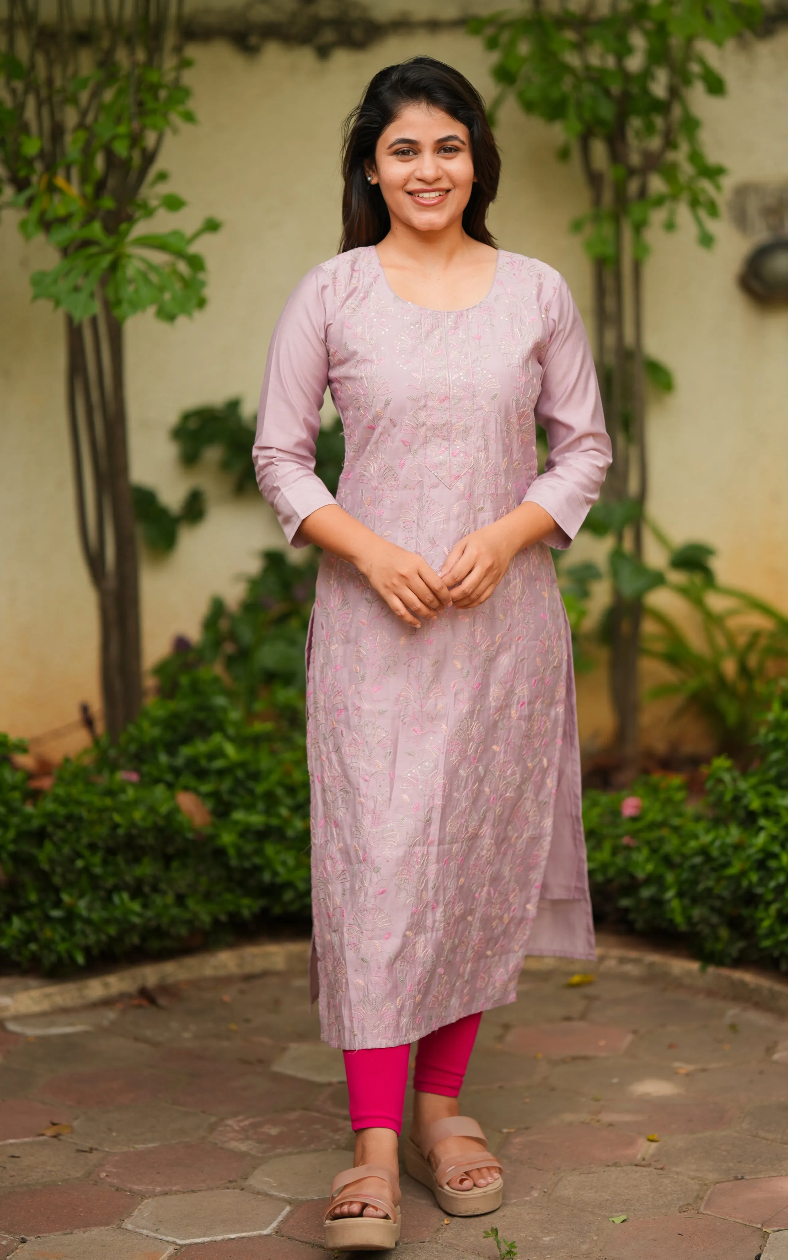 Saratha Pastel Pink