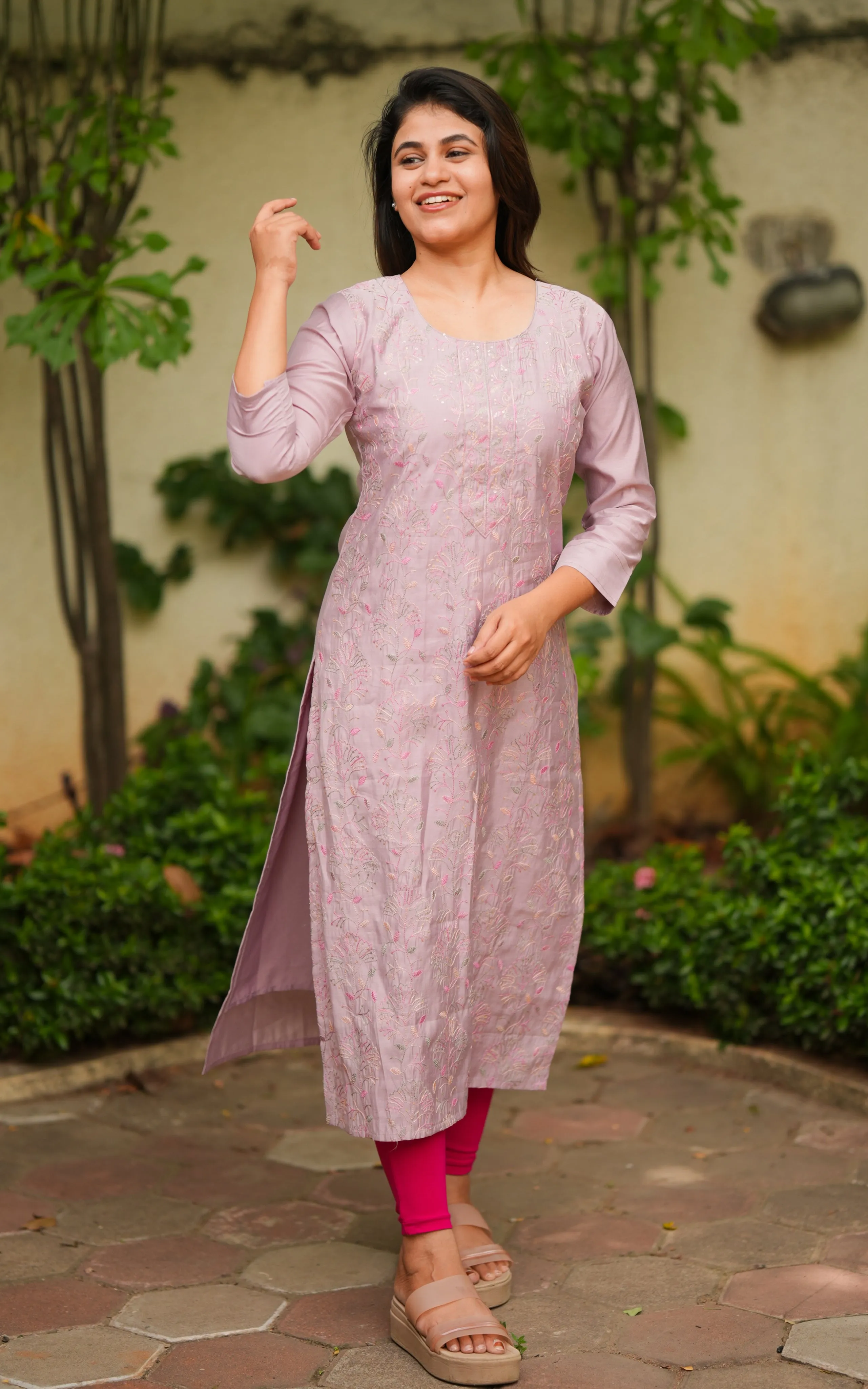 Saratha Pastel Pink