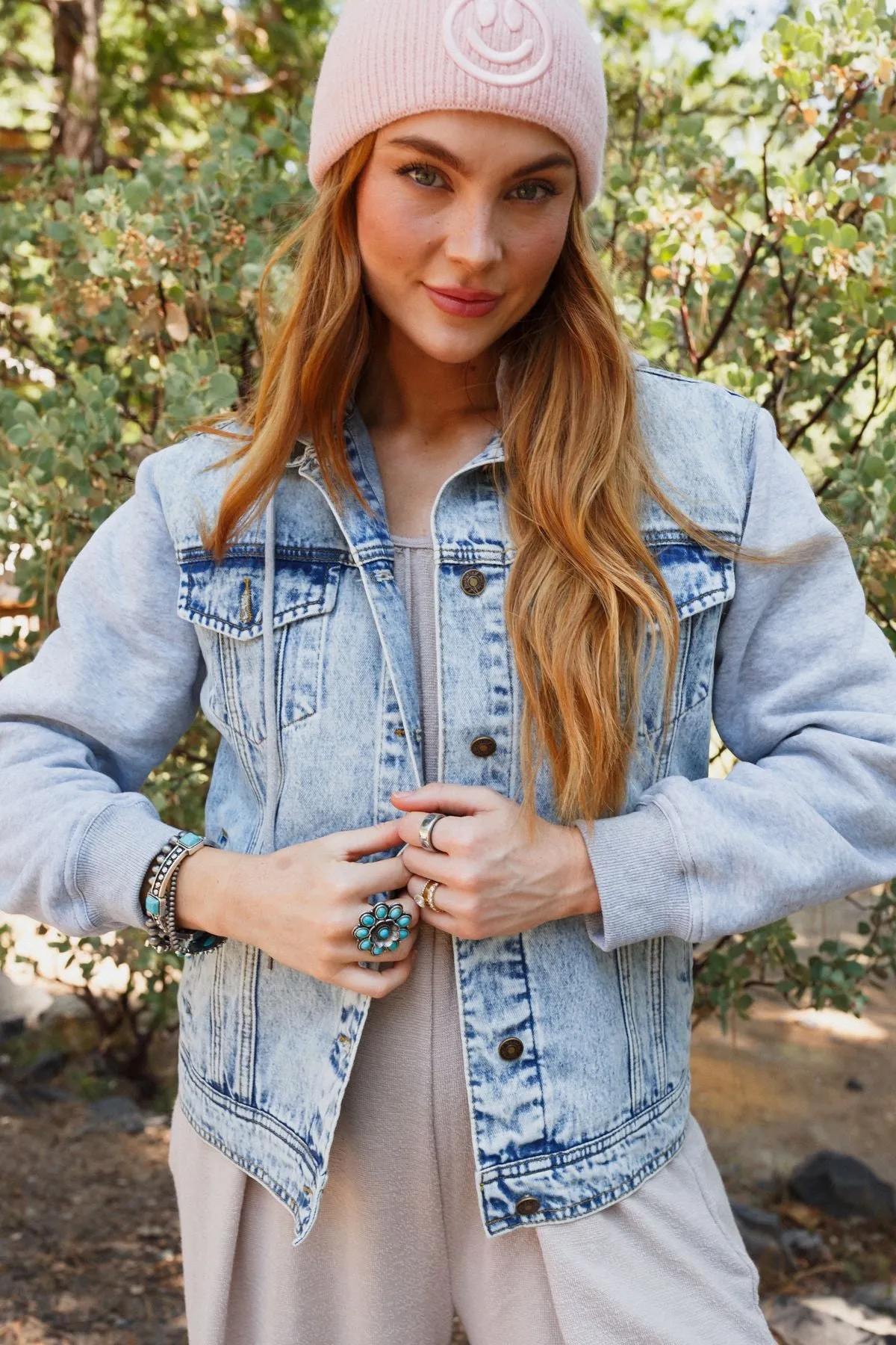 The Nest My Boyfriends Denim Jacket - Blue Light Wash