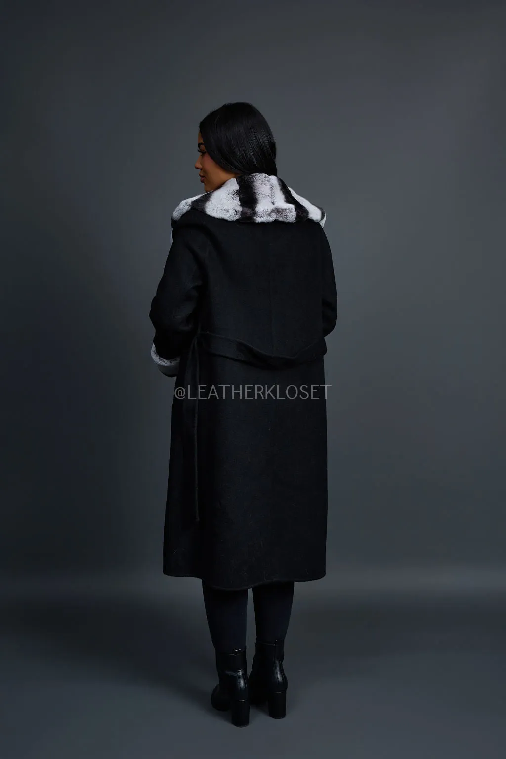Women's Cashmere Trench Coat With Rex Trimming [Black]