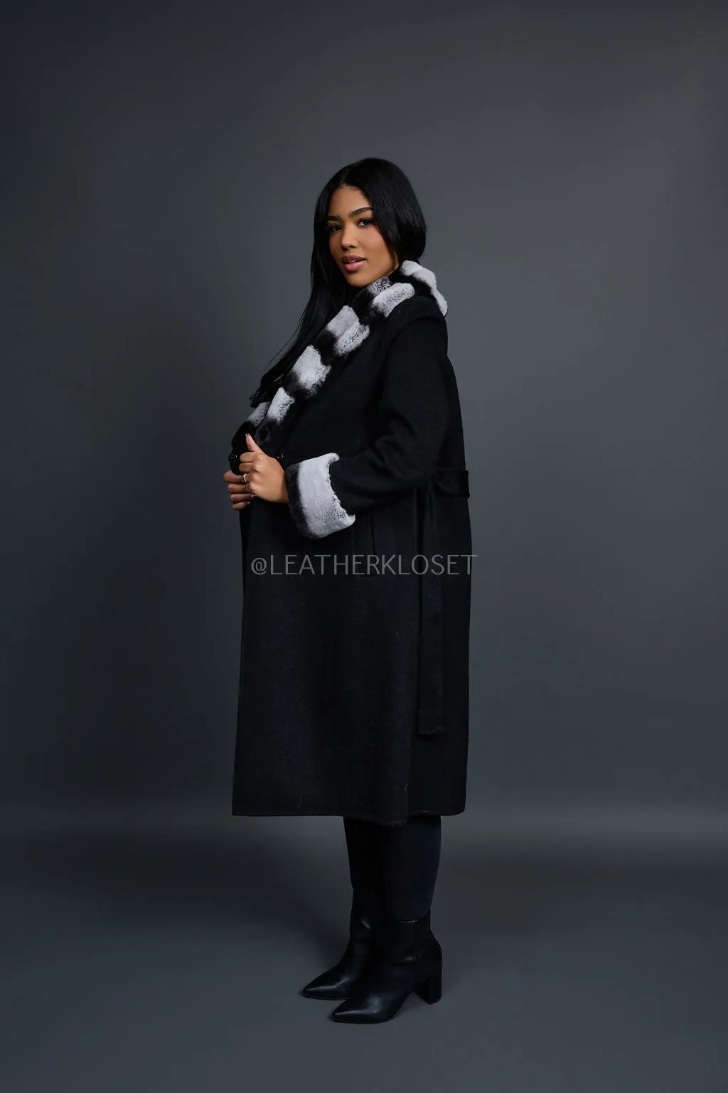 Women's Cashmere Trench Coat With Rex Trimming [Black]